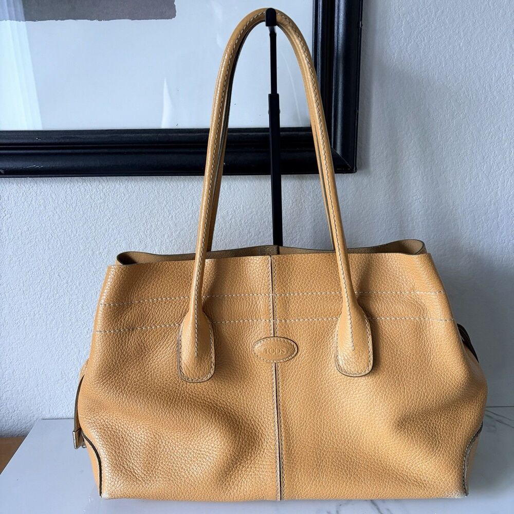 Tod's Handbag Classic D-Bag Camel Silver Tone Hardware Charm Drawstring Pockets